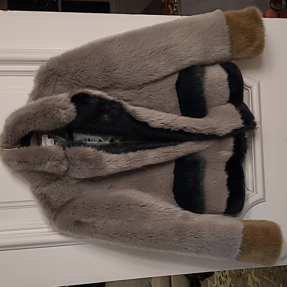 Molliolli Anthropologie Fauz fur coat - Picture 1 of 5